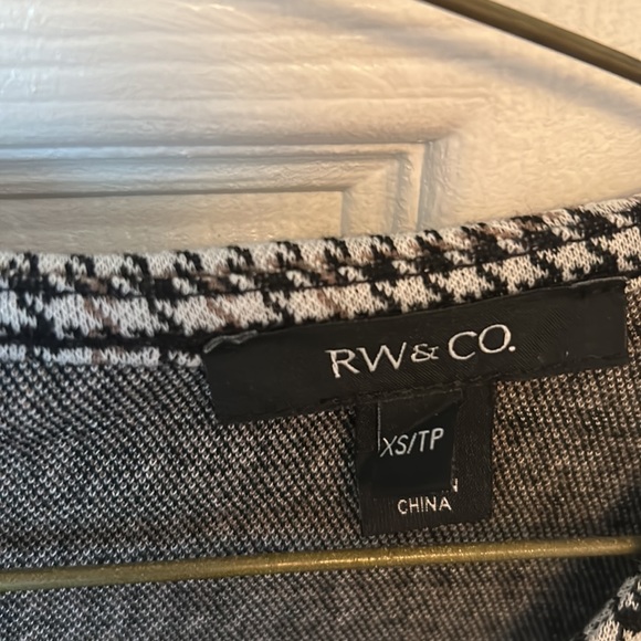 XS RW&CO. Houndstooth Dress - Picture 4 of 4